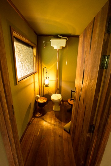 Mwiba Lodge toilet